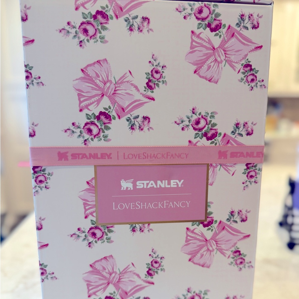 Stanley x LoveShackFancy Pink Floral Box and NEW NEVER USED Stanley